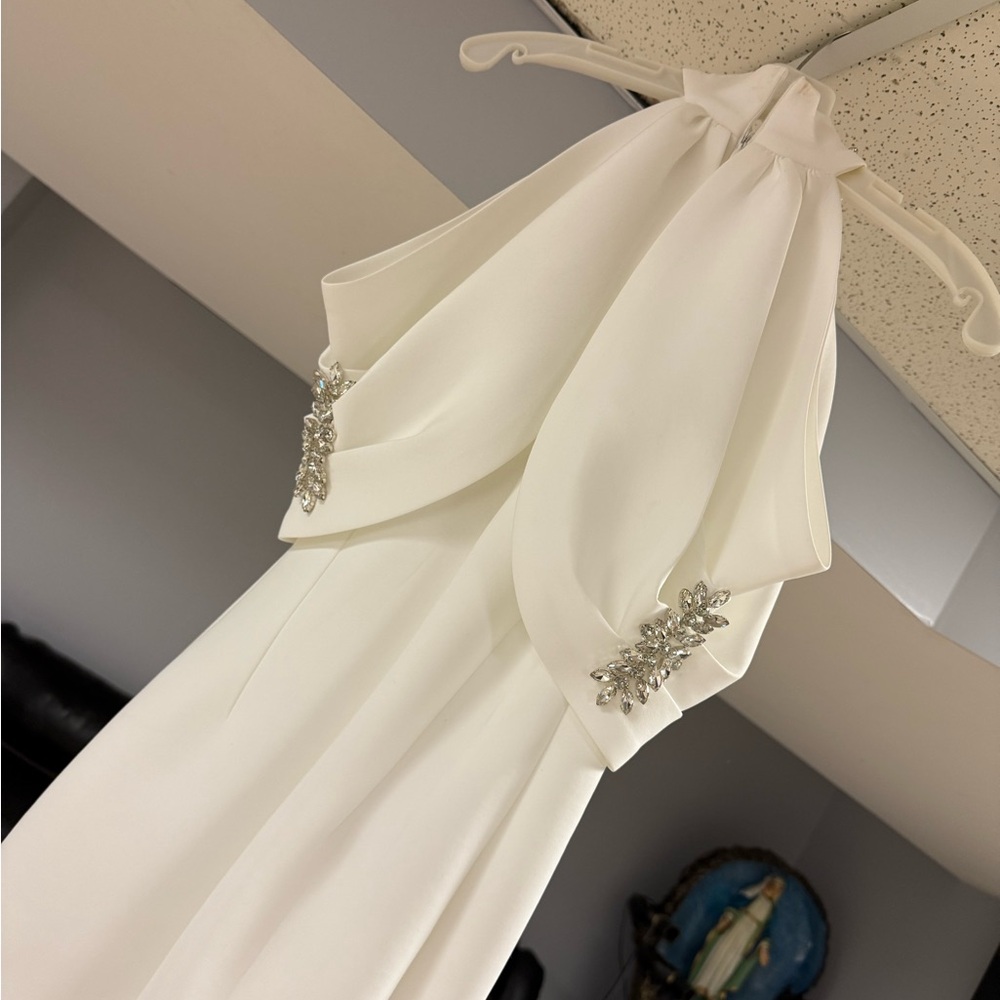 Chic White Embellished Midi Dress